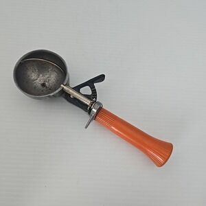 Bonny‎ Ice Cream Scoop size 16, Orange Handle Made in USA